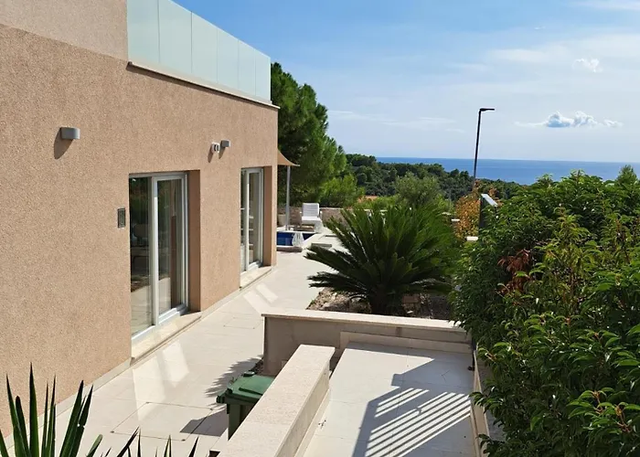 House With A Swimming Pool Hvar - 22428 Σπίτι διακοπών